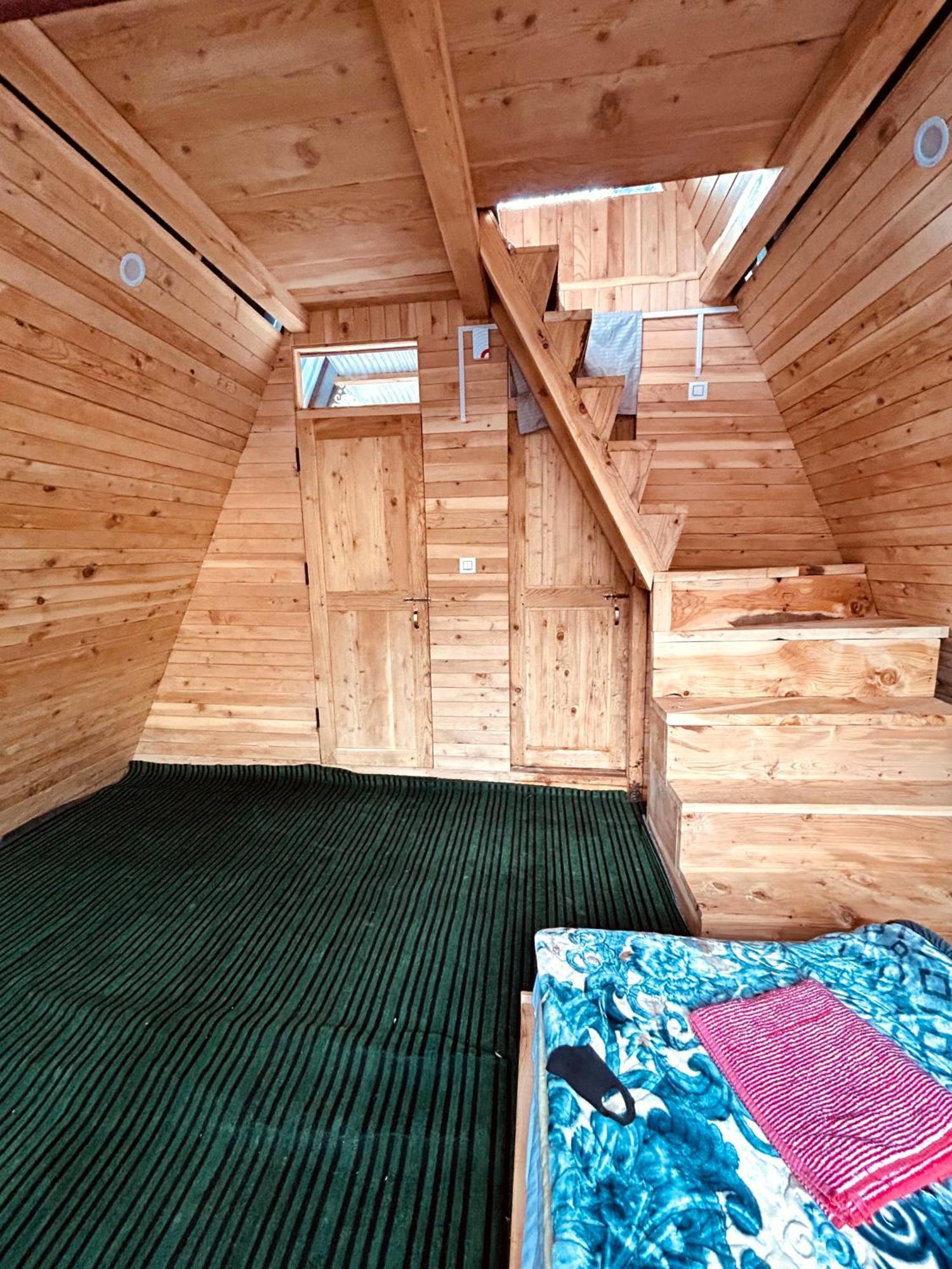 Apartamento Tree Hub Jibhi Exterior foto
