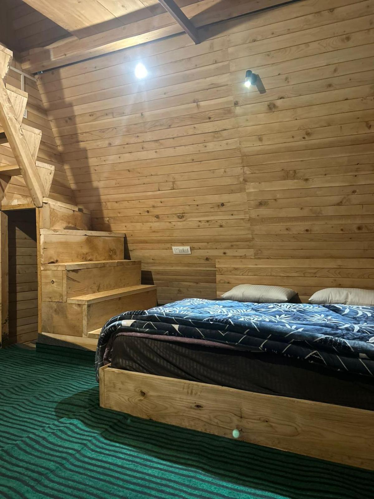 Apartamento Tree Hub Jibhi Exterior foto